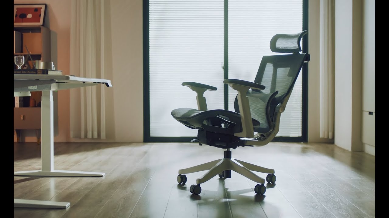 FlexiSpot C7 Premium Office Chair Giveaway